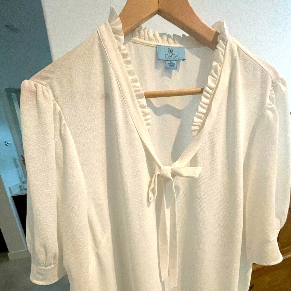 CeCe Short Sleeve Ruffle Neck Bow Blouse